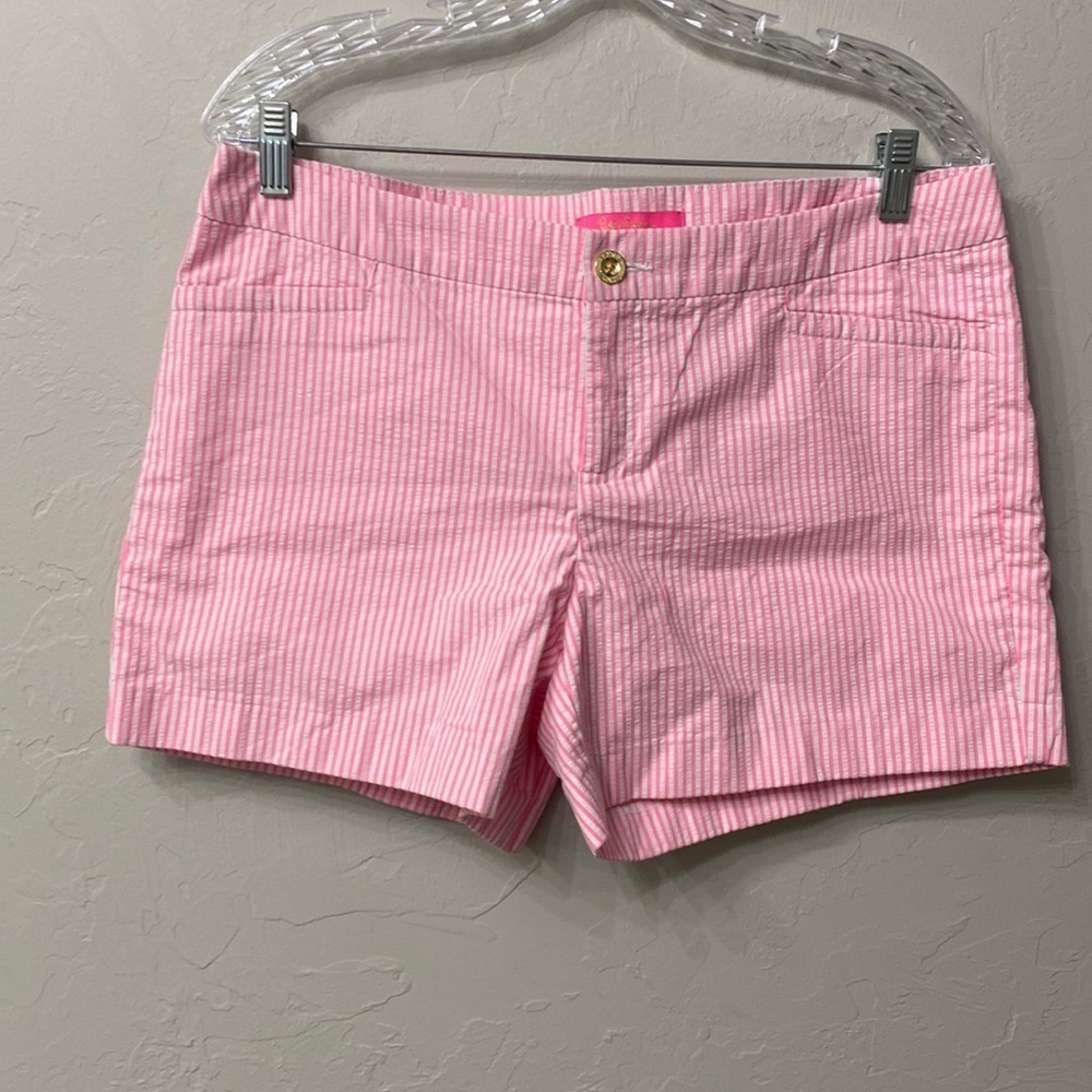 Lilly Pulitzer Kelly short pink tropics seersucker size 10. NWT.